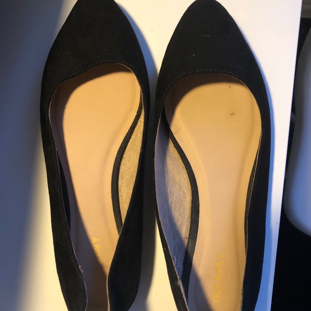 Size 8 Black Flats